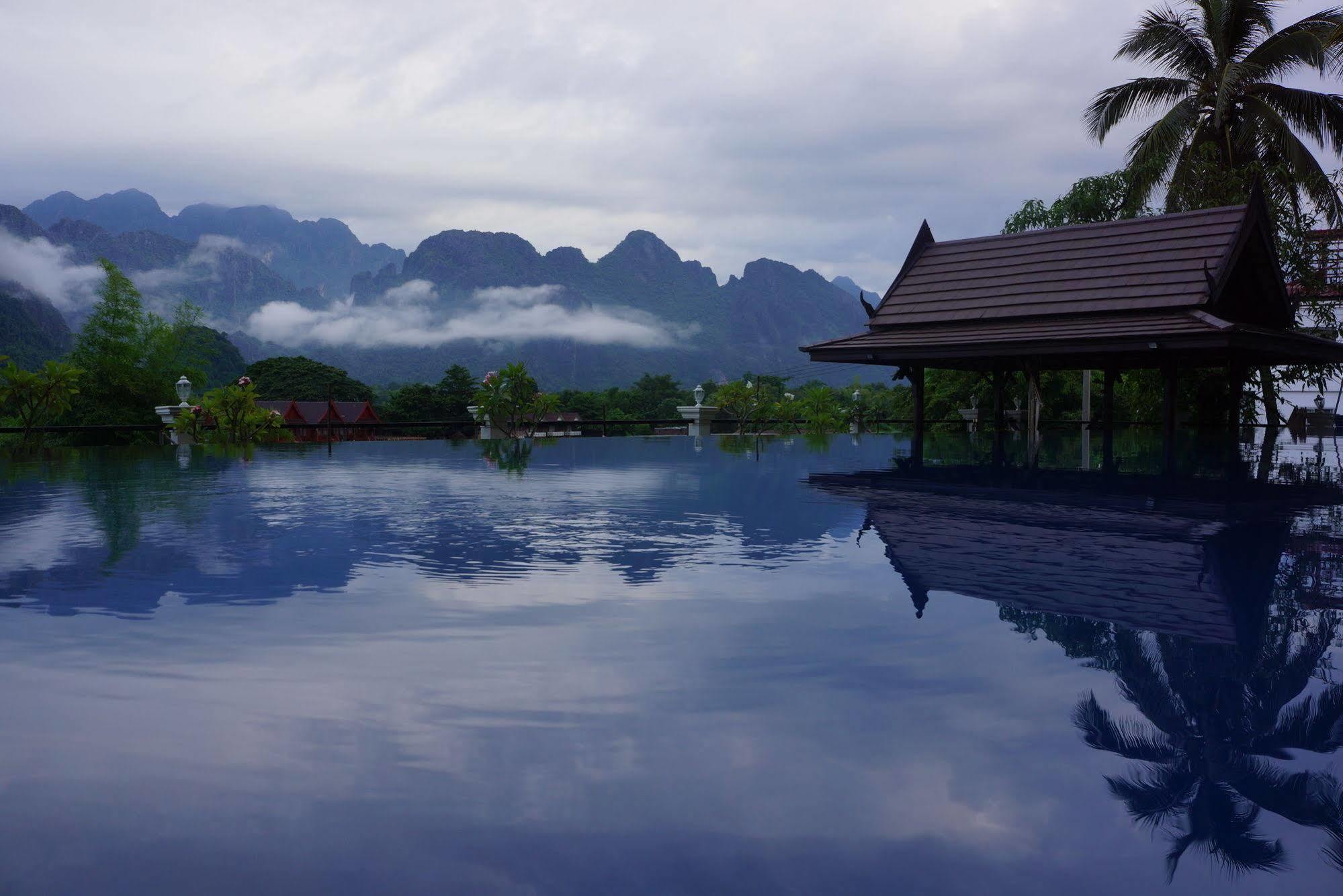 Silver Naga Hotel Vang Vieng Exterior foto